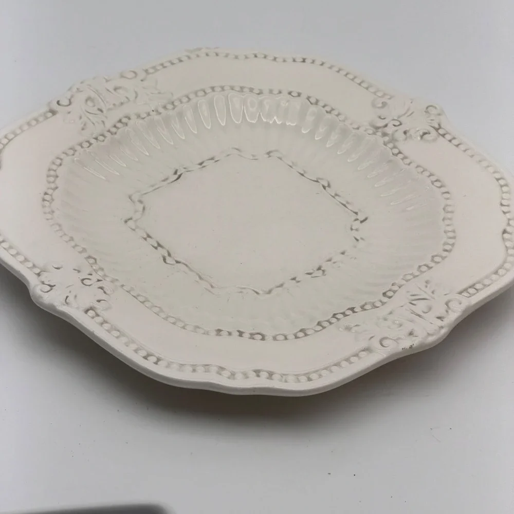 American Atelier Baroque 5286 White Ironstone Dinner Plate Scalloped Beaded 11.5